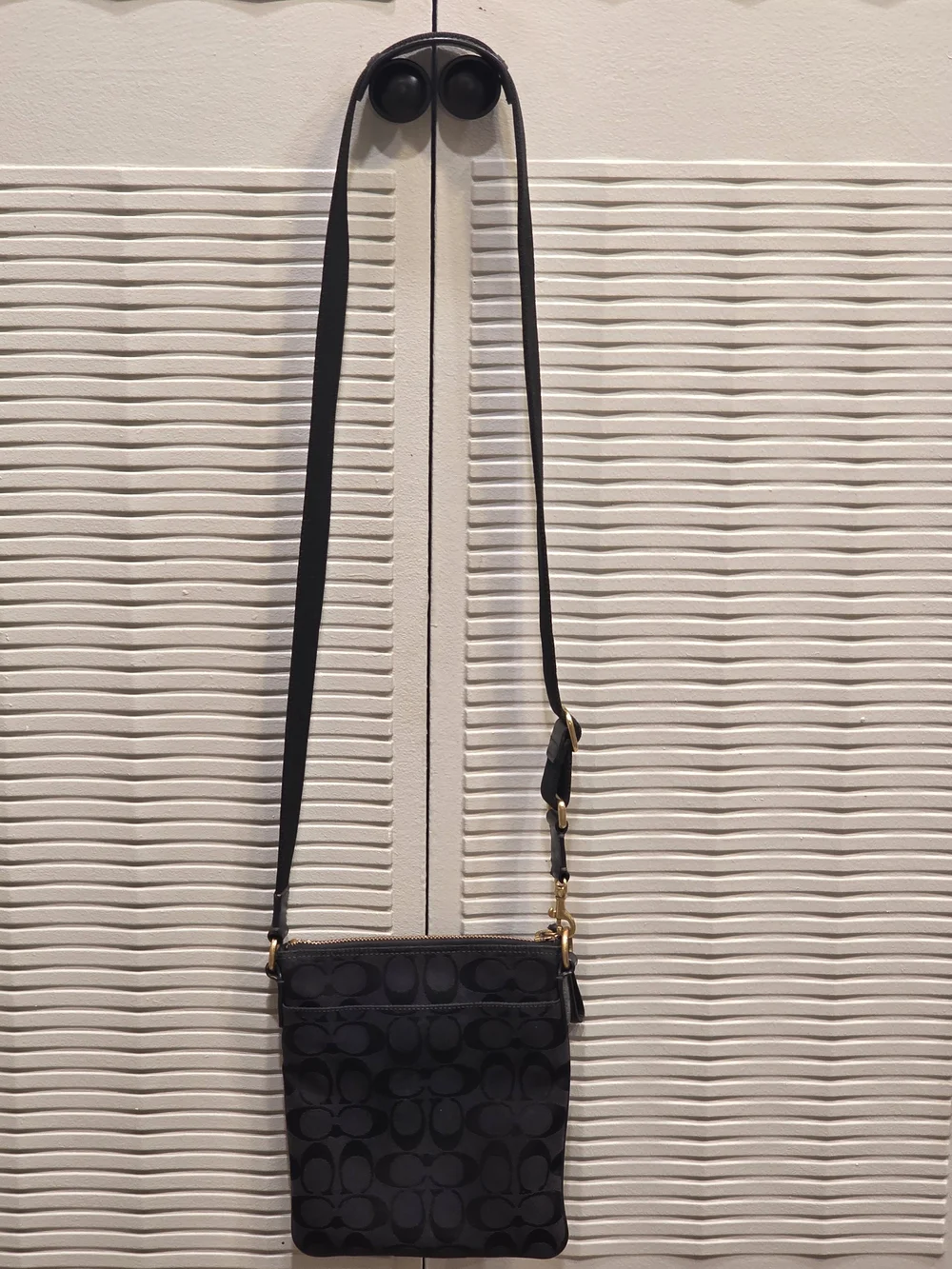 Vintage Coach Black Signature C Jacquard Turnlock Swingpack Crossbody Bag Y2K